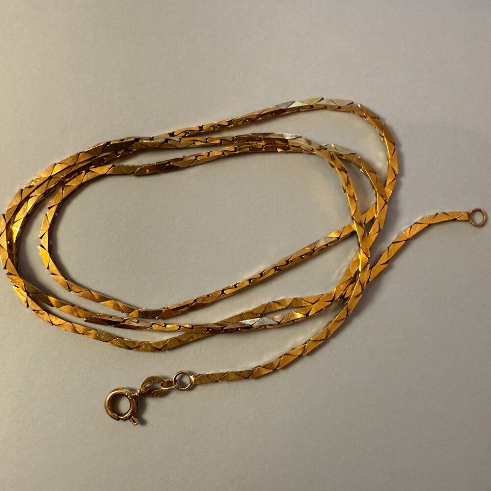 10K Solid Yellow Gold 23" Chain Necklace 10.5g Cobra link Vintage